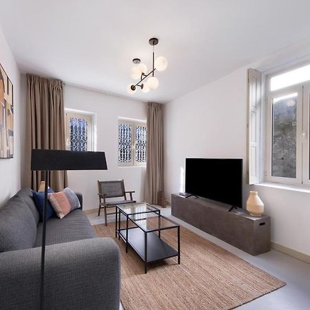 Crooked Floor House - Ground Floor Apartment Порто Екстериор снимка