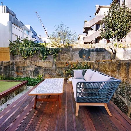 Crooked Floor House - Ground Floor Apartment Порто Екстериор снимка